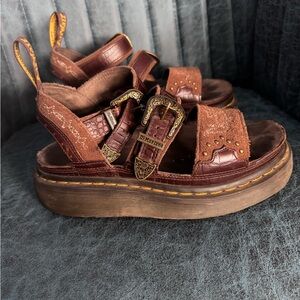 Dr. Martens Gothic Americana Gryphon Sandal